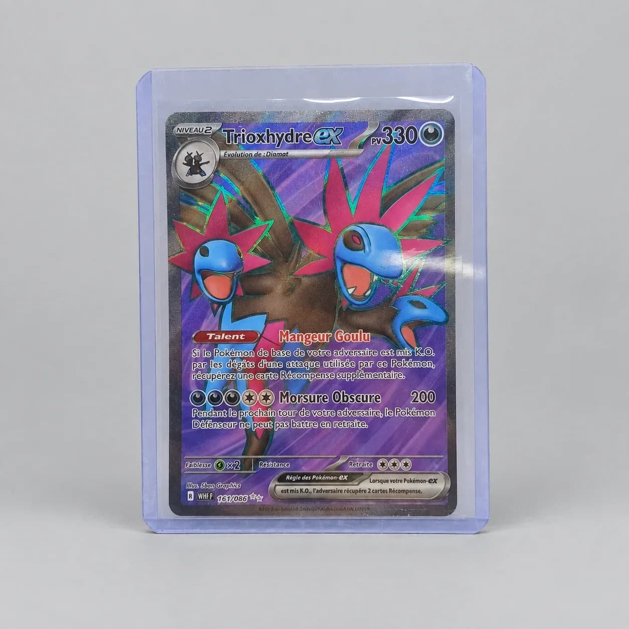 Carte Pokémon Trioxhydre ex Full Art 161/086 – Version Française – NM Sous Toploader