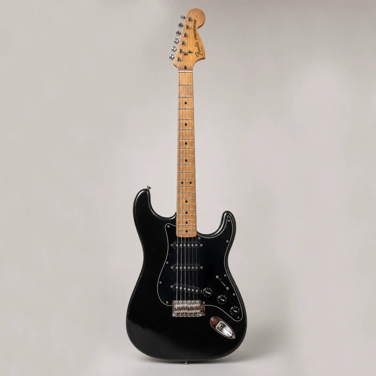 Fender Stratocaster USA - Blackie (Série E / Late 70s - Early 80s) - Touche Érable