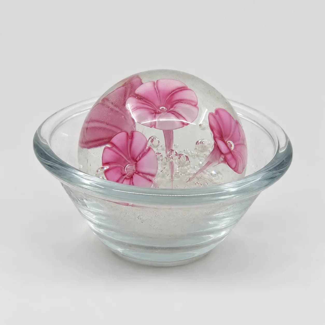 Presse-Papier / Sulfure en Verre Soufflé Fleurs Roses & sa Coupelle – Verrerie Vintage