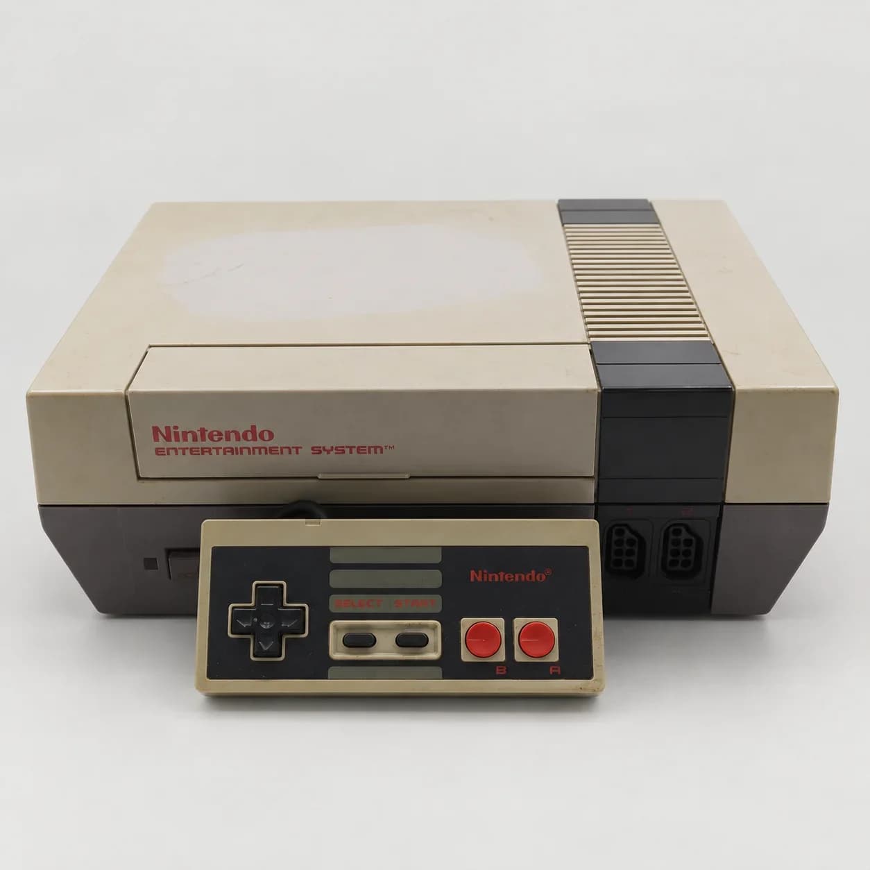 Console Nintendo Entertainment System (NES) avec Manette Officielle – Retrogaming 8-Bits
